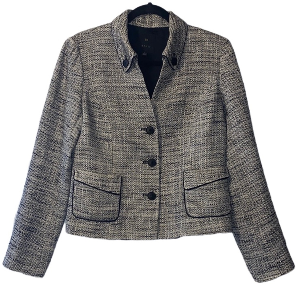 Elegant Women's Tweed Blazer - Black and White